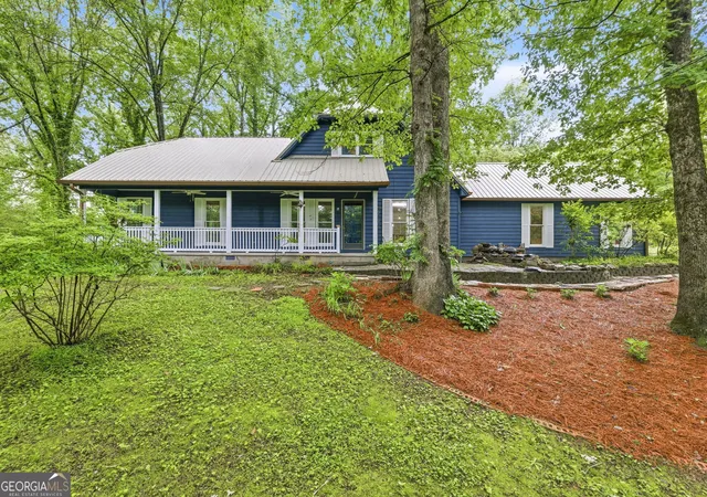 Homes for sale in Cornelia, GA | 2218 J Warren Rd, Cornelia, GA 30531 | MLS# 10791497