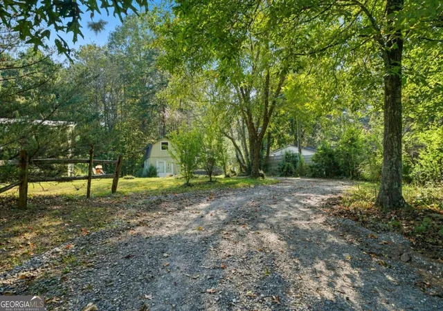 Homes for sale in Talking Rock, GA | 2450 Jones Mountain Rd, Talking Rock, GA 30175 | MLS# 10657188