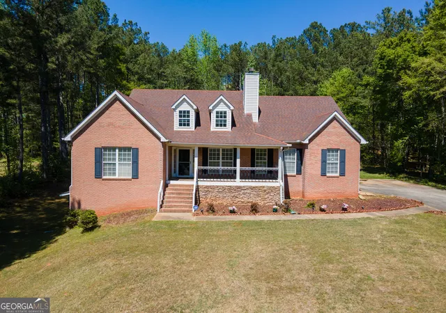 1st image of 105 Applewood Wy, Fayetteville, GA 30215 | MLS# 10729100