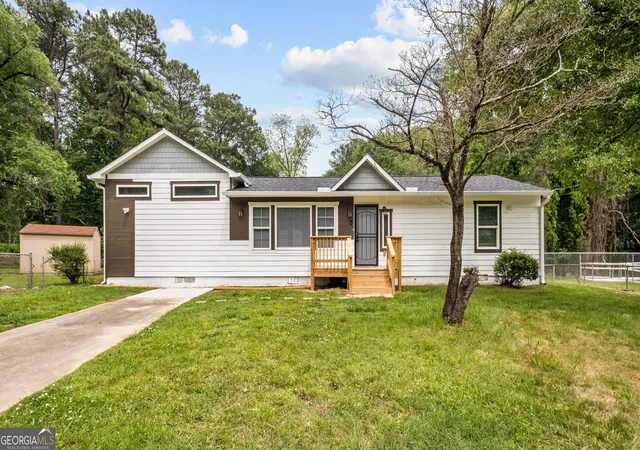 Photo 1 of Single family home for sale at 1041 Stonewall Dr Se, Atlanta, GA 30315 | MLS# 10742512 | Listing updated on 2026-07-19