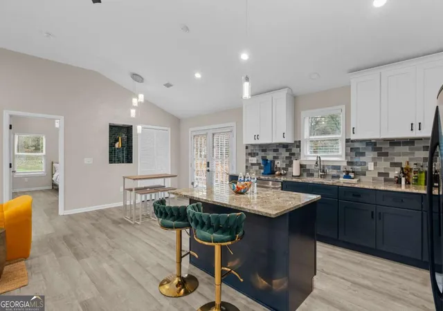 Photo 2 of Single family home for sale at 1041 Stonewall Dr Se, Atlanta, GA 30315 | MLS# 10742512 | Listing updated on 2026-07-19