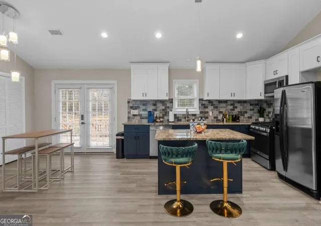 Photo 2 of Single family home for sale at 1041 Stonewall Dr SE, Atlanta, GA 30315 | MLS# 10742512 | Listing updated on 2026-07-19