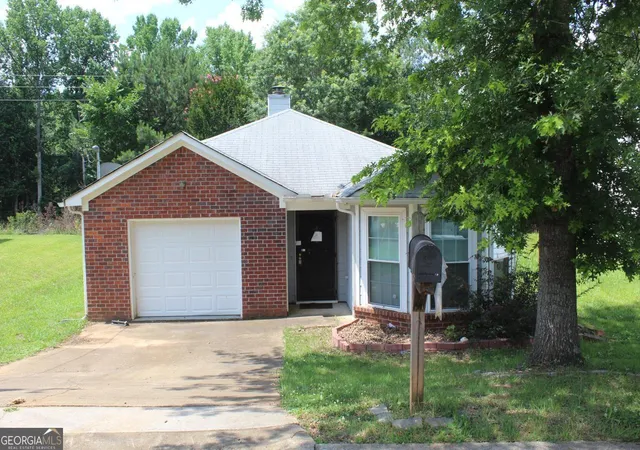 1st image of 6592 Browns Mill Ferry Dr, Lithonia, GA 30038 | MLS# 10787248