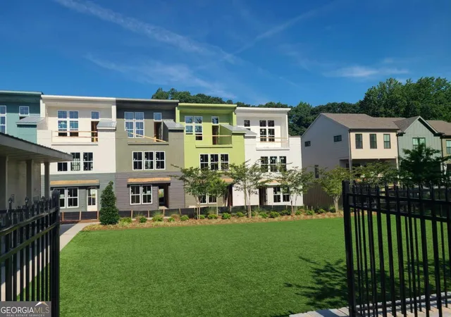 2nd image of 1354 Breezy Street Se #250, Atlanta, GA 30315 | MLS# 10818236