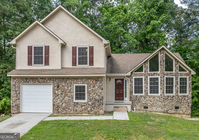 Homes for sale in Riverdale, GA | 1902 Woods Ct, Riverdale, GA 30296 | MLS# 10771177