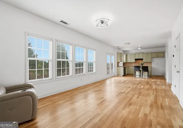5th image of 6911 Pierless Ave, Sugar Hill, GA 30518 | MLS# 10810080