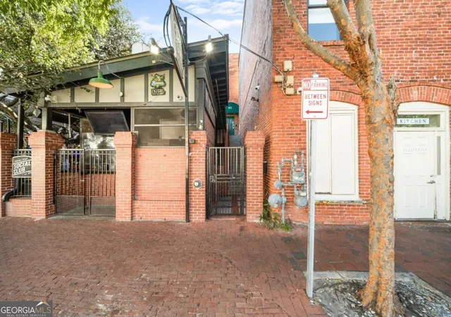 Photo 1 of Condo for sale at 411 W Congress St #4, Savannah, GA 31401 | MLS# 10881671 | Listing updated on 2026-10-30