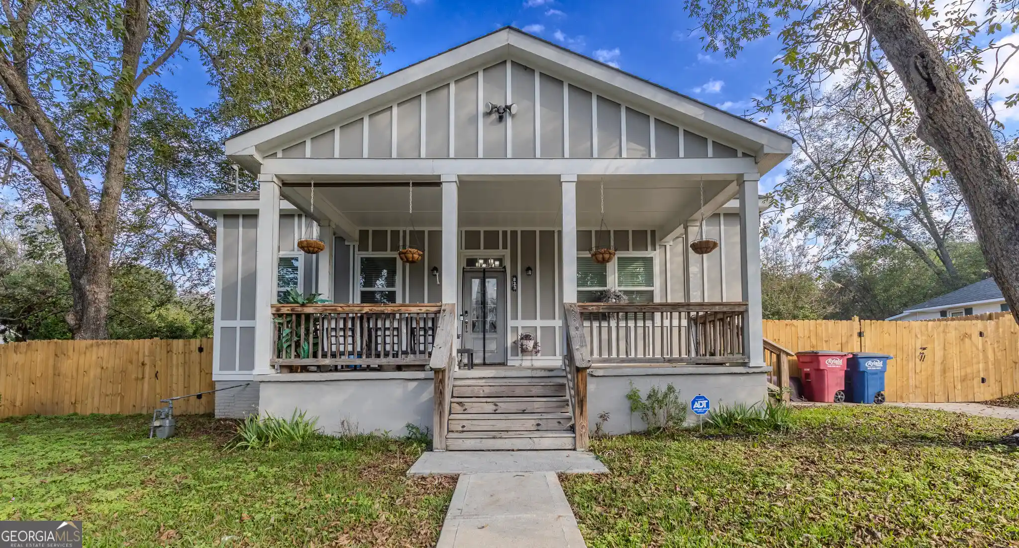 Photo 1 of Single family home for sale at 833 Richmond St, Macon, GA 31206 | MLS# 10874877 | Listing updated on 2026-10-19