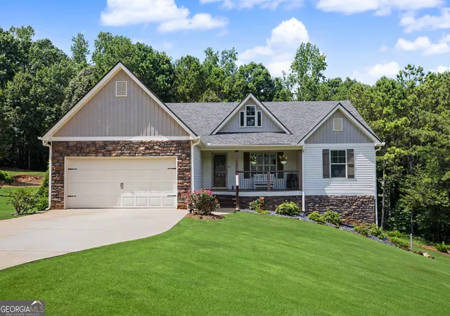1st image of 126 Copper Creek Dr, Lagrange, GA 30240 | MLS# 10801099