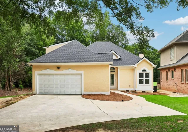 3rd image of 172 Wexford Ct, Stockbridge, GA 30281 | MLS# 10825088
