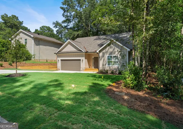 Photo 2 of Single family home for sale at 9241 Raven Dr, Jonesboro, GA 30238 | MLS# 10830982 | Listing updated on 2026-09-09