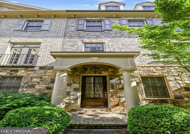 1st image of 3668 Brookhaven Manor Xing Ne, Atlanta, GA 30319 | MLS# 10753285