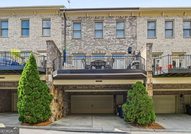 3rd image of 3668 Brookhaven Manor Xing Ne, Atlanta, GA 30319 | MLS# 10753285