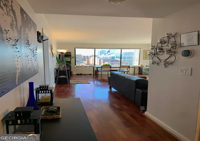 Photo 2 of Condo for sale at 3481 Lakeside Dr NE #2807, Atlanta, GA 30326 | MLS# 10801988 | Listing updated on 2026-07-16