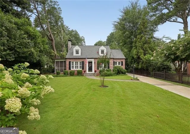 Photo 1 of Sale Pending at 3054 Peachtree Dr NE, Atlanta, GA 30305 | MLS# 10821185 | Listing updated on 2026-10-30