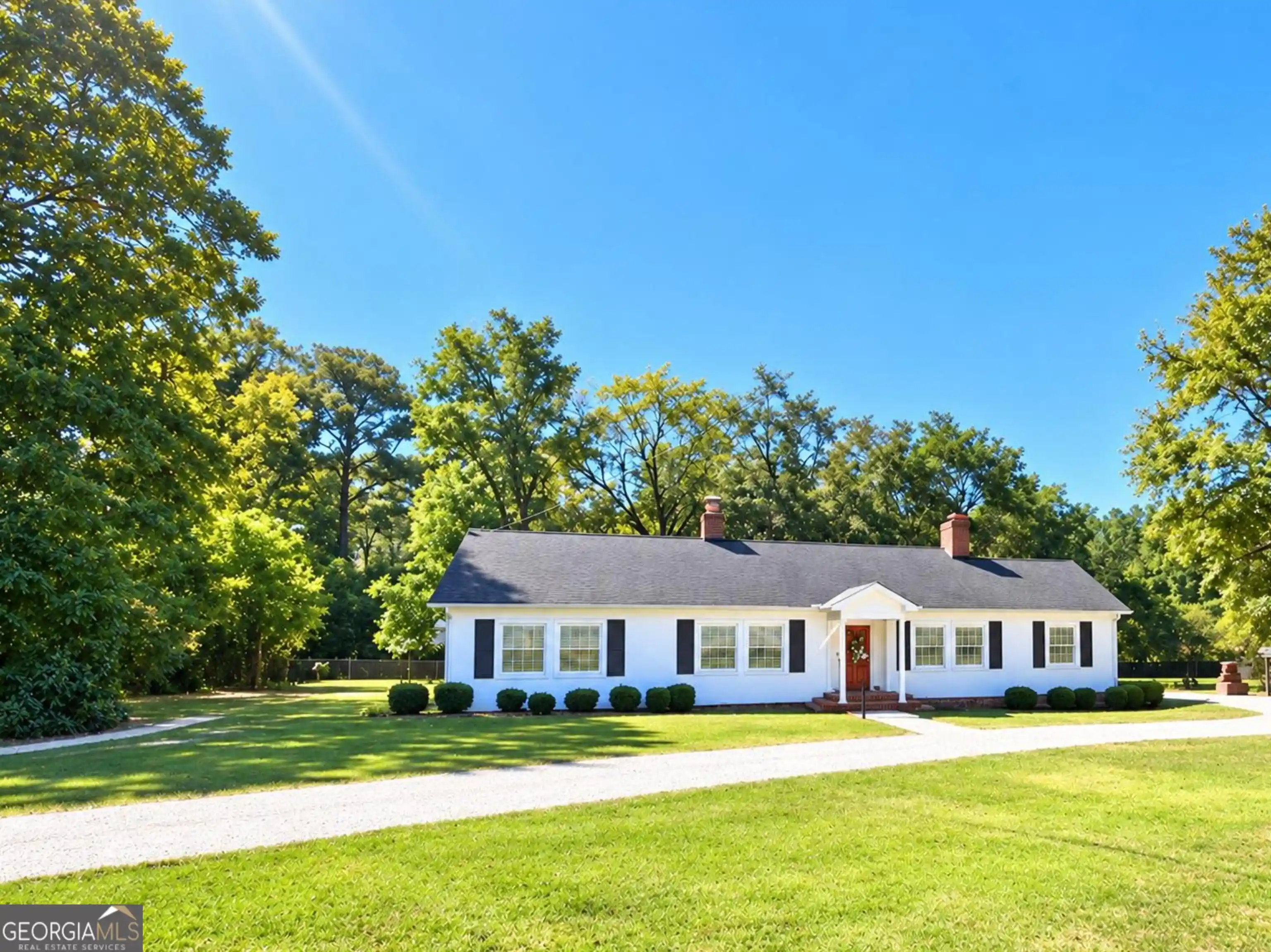 Photo 1 of Single family home for sale at 352 S Dugger Ave, Roberta, GA 31078 | MLS# 10853955 | Listing updated on 2026-10-10