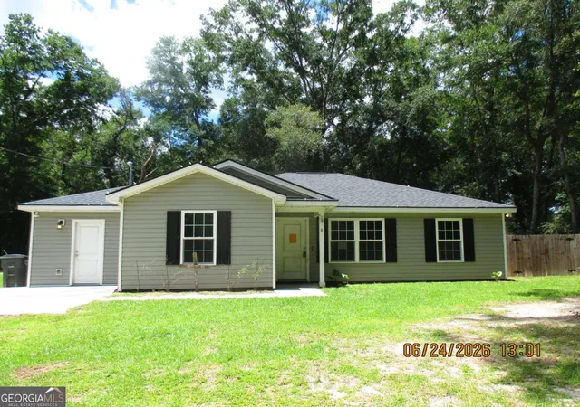 Homes for sale in Ludowici, GA | 8 Oak Ridge Cemetery Road Sw, Ludowici, GA 31316 | MLS# 10801249