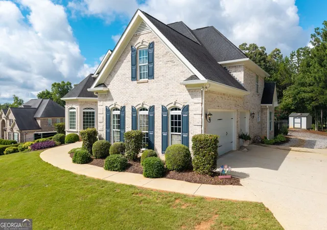 Photo 3 of Sale Pending at 7787 Gusty Trl, Douglasville, GA 30135 | MLS# 10807593 | Listing updated on 2026-09-08