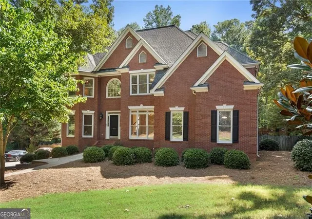 Photo 1 of Single family home for sale at 405 Island Cove Dr, Newnan, GA 30263 | MLS# 10833132 | Listing updated on 2026-09-19