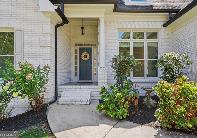 Photo 3 of Sale Pending at 5780 Elm Tree Dr, Buford, GA 30518 | MLS# 10832716 | Listing updated on 2026-09-04