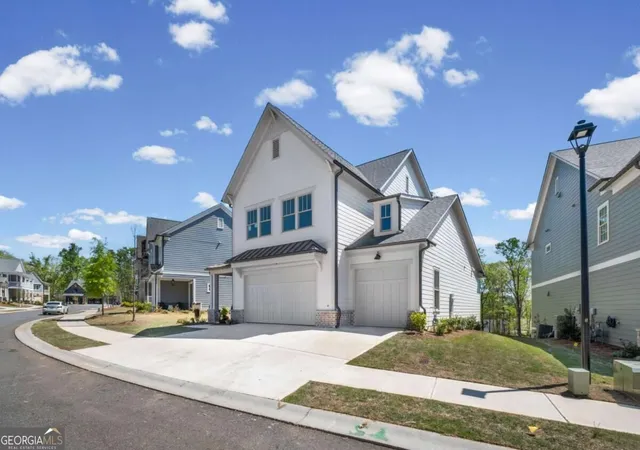 Photo 1 of Single family home for sale at 844 Lakemont Dr, Canton, GA 30114 | MLS# 10836623 | Listing updated on 2026-09-14