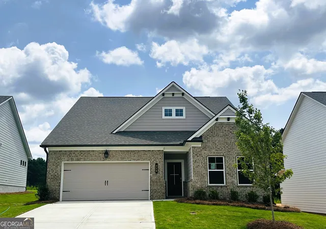 Photo 2 of Sale Pending at 210 Wingate Dr, Winder, GA 30680 | MLS# 10728733 | Listing updated on 2026-08-18