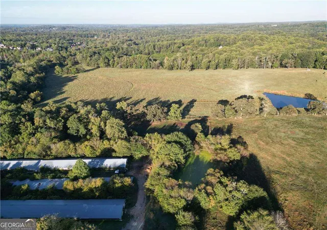 Photo 3 of Sale Pending at 4592 Waters Rd, Woodstock, GA 30188 | MLS# 10619230 | Listing updated on 2026-03-03