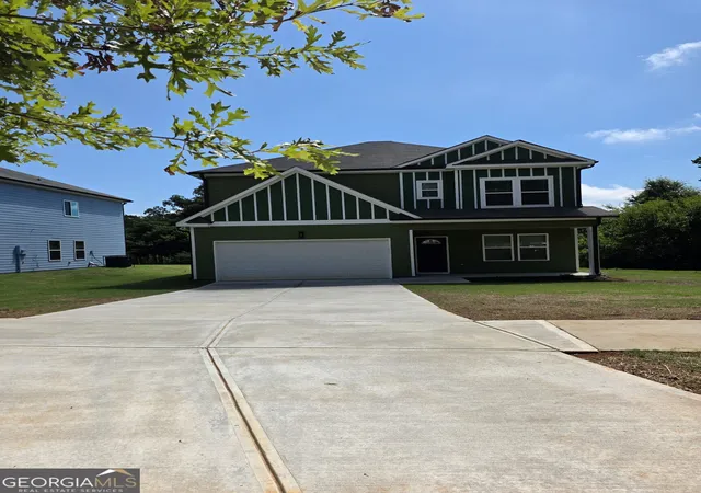 Photo 2 of Single family home for sale at 444 N Hill St, Griffin, GA 30223 | MLS# 10823424 | Listing updated on 2026-09-10