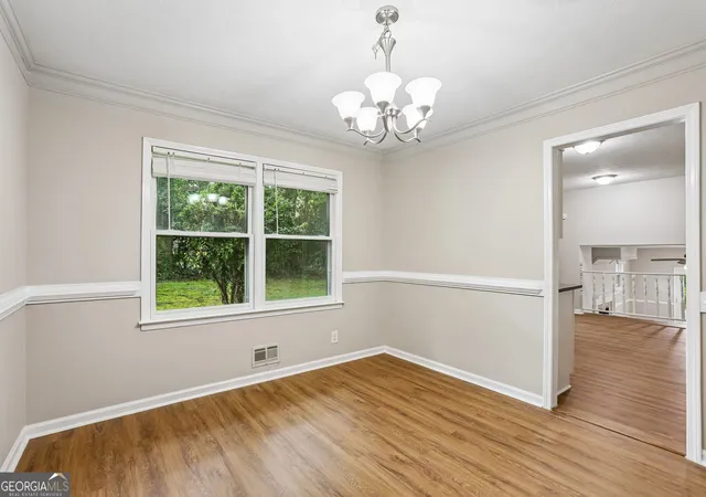 Photo 3 of Single family home for sale at 2896 Haverford Ln Se, Marietta, GA 30067 | MLS# 10833031 | Listing updated on 2026-08-28