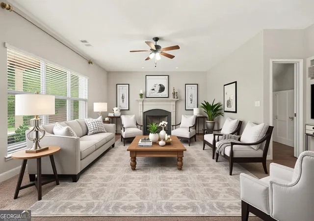 2nd image of 611 Little Bluestem Trl, Hoschton, GA 30548 | MLS# 10819135