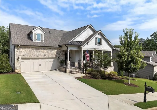 Photo 3 of Single family home for sale at 111 Summit View Ct, Canton, GA 30114 | MLS# 10835660 | Listing updated on 2026-09-11