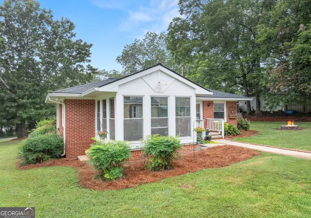 Photo 3 of Single family home for sale at 5907 Main St, Lula, GA 30554 | MLS# 10807007 | Listing updated on 2026-09-15
