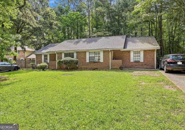 Homes for sale in Fayetteville, GA | 105 Meadowbrook Ct, Fayetteville, GA 30215 | MLS# 10799121