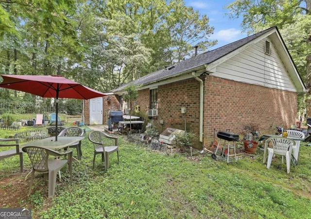 Homes for sale in Fayetteville, GA | 105 Meadowbrook Ct, Fayetteville, GA 30215 | MLS# 10799121