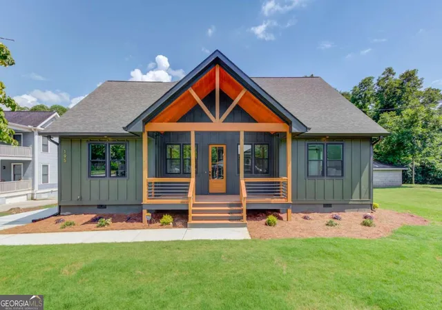 Photo 49 of Single family home for sale at 195 Elm St, Jefferson, GA 30549 | MLS# 10824860 | Listing updated on 2026-09-14