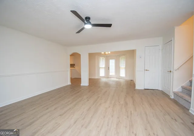 Photo 3 of Single family home for sale at 240 Hearthstone Dr W, Newnan, GA 30263 | MLS# 10822762 | Listing updated on 2026-10-12