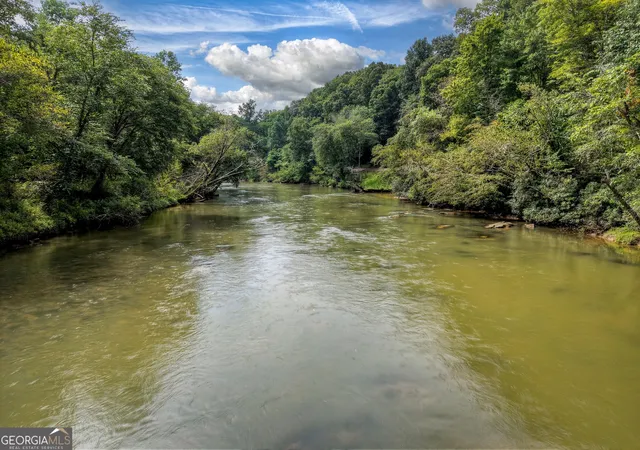 Photo 2 of Single family home for sale at 271 Toccoa Preserve Ct, Blue Ridge, GA 30513 | MLS# 10754621 | Listing updated on 2026-10-23