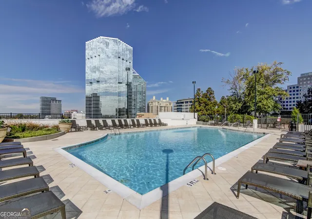 Photo 4 of Condo for sale at 3324 Peachtree Rd Ne #2301, Atlanta, GA 30326 | MLS# 10690512 | Listing updated on 2026-09-09