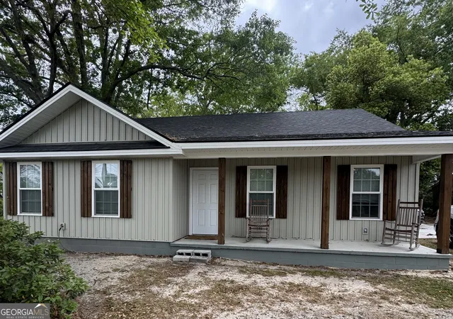 Homes for sale in Glennville, GA | 412 Morris St, Glennville, GA 30427 | MLS# 10721301