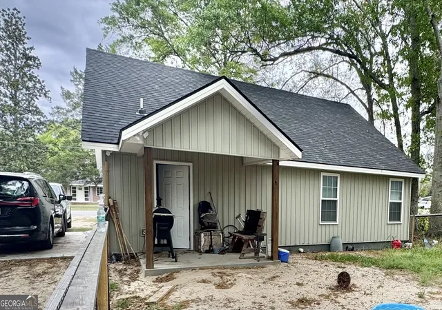 Homes for sale in Glennville, GA | 412 Morris St, Glennville, GA 30427 | MLS# 10721301