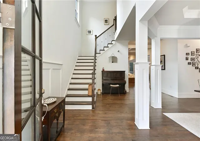 Photo 2 of Sale Pending at 2967 Lookout Pl NE, Atlanta, GA 30305 | MLS# 10777561 | Listing updated on 2026-09-02