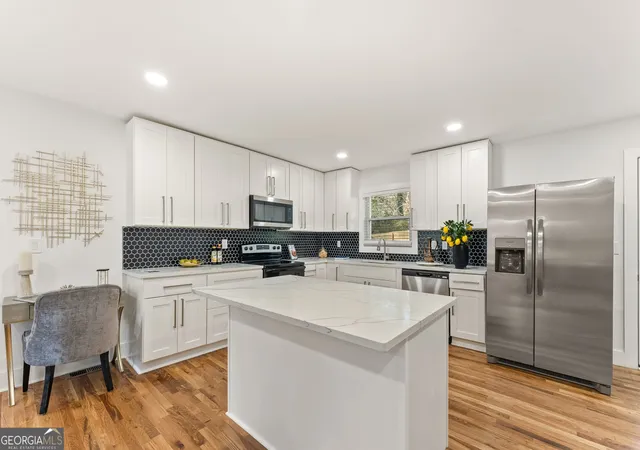 Photo 2 of Single family home for sale at 3372 Jackson Dr, Decatur, GA 30032 | MLS# 10834423 | Listing updated on 2026-09-10