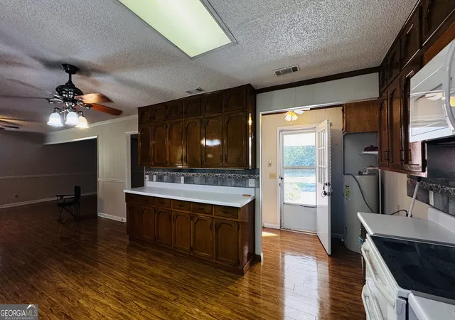Photo 4 of Sale Pending at 191 Smith Ave, Reidsville, GA 30453 | MLS# 10825490 | Listing updated on 2026-08-28
