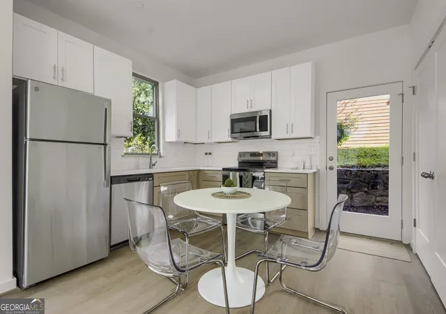 5th image of 1070 Dill Ave Sw #306, Atlanta, GA 30310 | MLS# 10643596