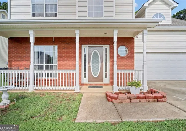 Photo 4 of Single family home for sale at 141 Derby Dr, Riverdale, GA 30274 | MLS# 10825094 | Listing updated on 2026-09-11