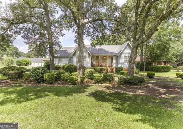 3rd image of 101 Charlie Ct, Warner Robins, GA 31088 | MLS# 10804544