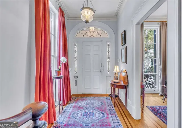 Photo 3 of Single family home for sale at 211 E Charlton St, Savannah, GA 31401 | MLS# 10699296 | Listing updated on 2026-07-27