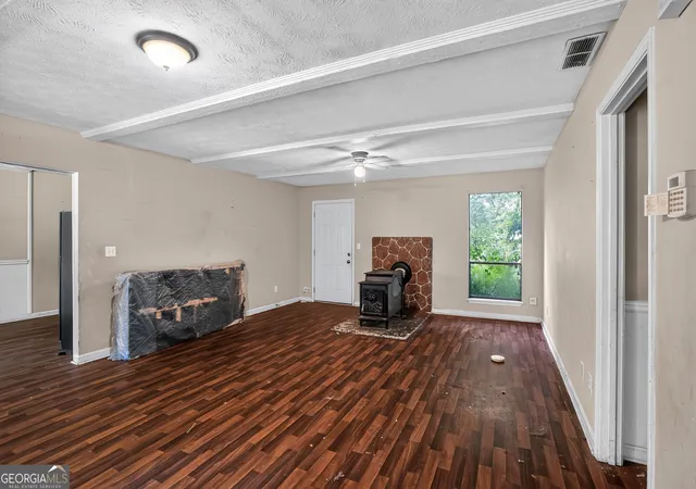 Photo 3 of Single family home for sale at 4981 Thompson Ml Rd, Lithonia, GA 30038 | MLS# 10809129 | Listing updated on 2026-08-13