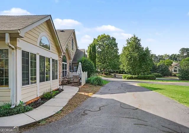 Listing Photo 5 - Condo for sale in building located at 416 Kenley Ct, Mcdonough, GA 30253