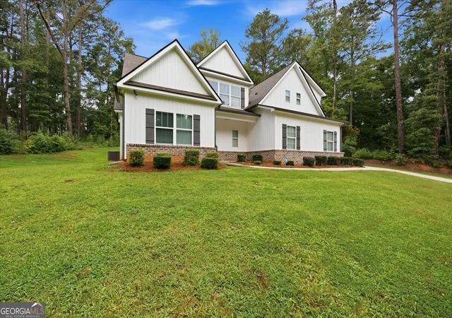 2nd image of 5940 Wesleyan Dr N, Macon, GA 31210 | MLS# 10822890